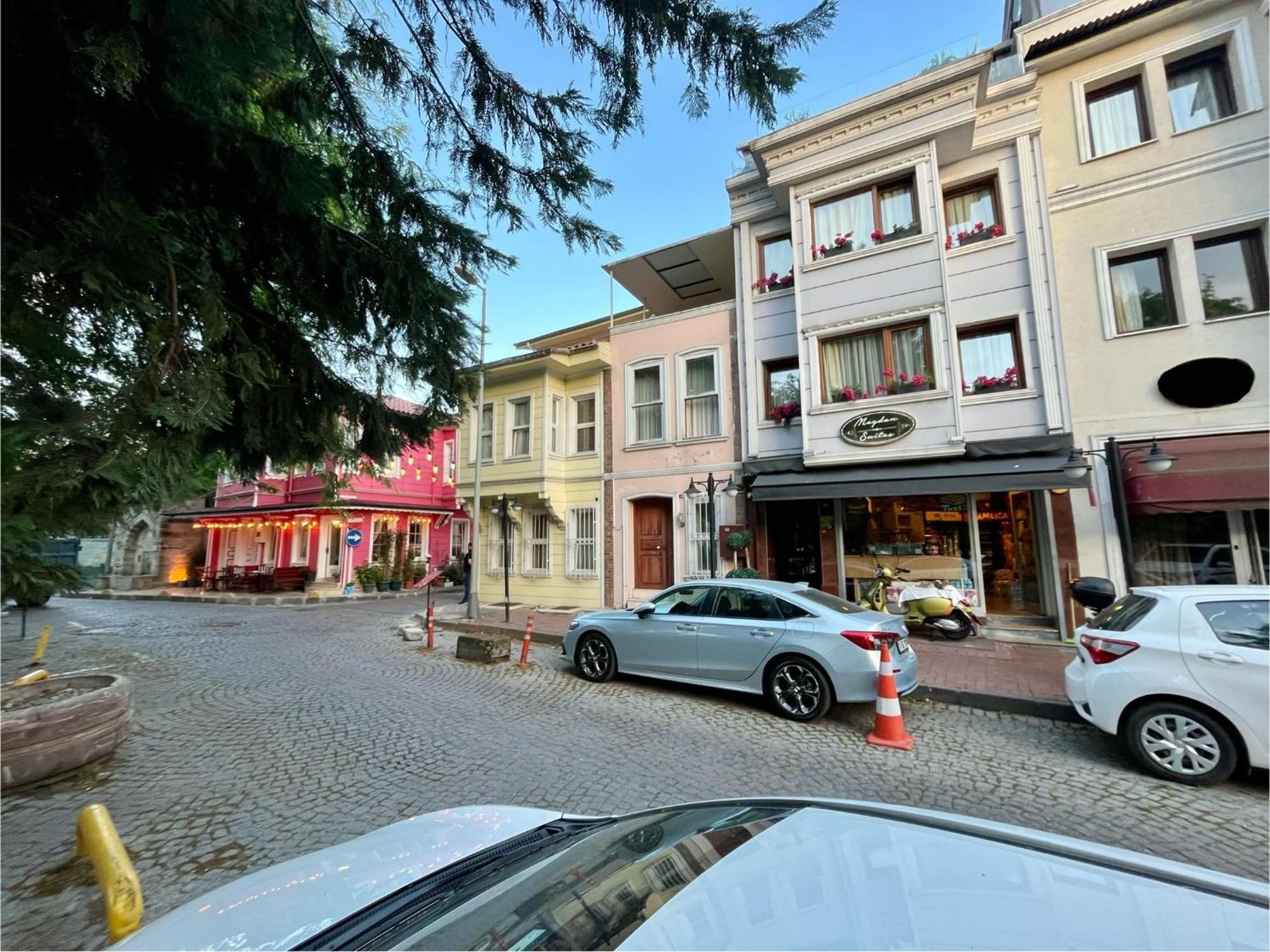 迈丹套房公寓式酒店 伊斯坦布尔 外观 照片