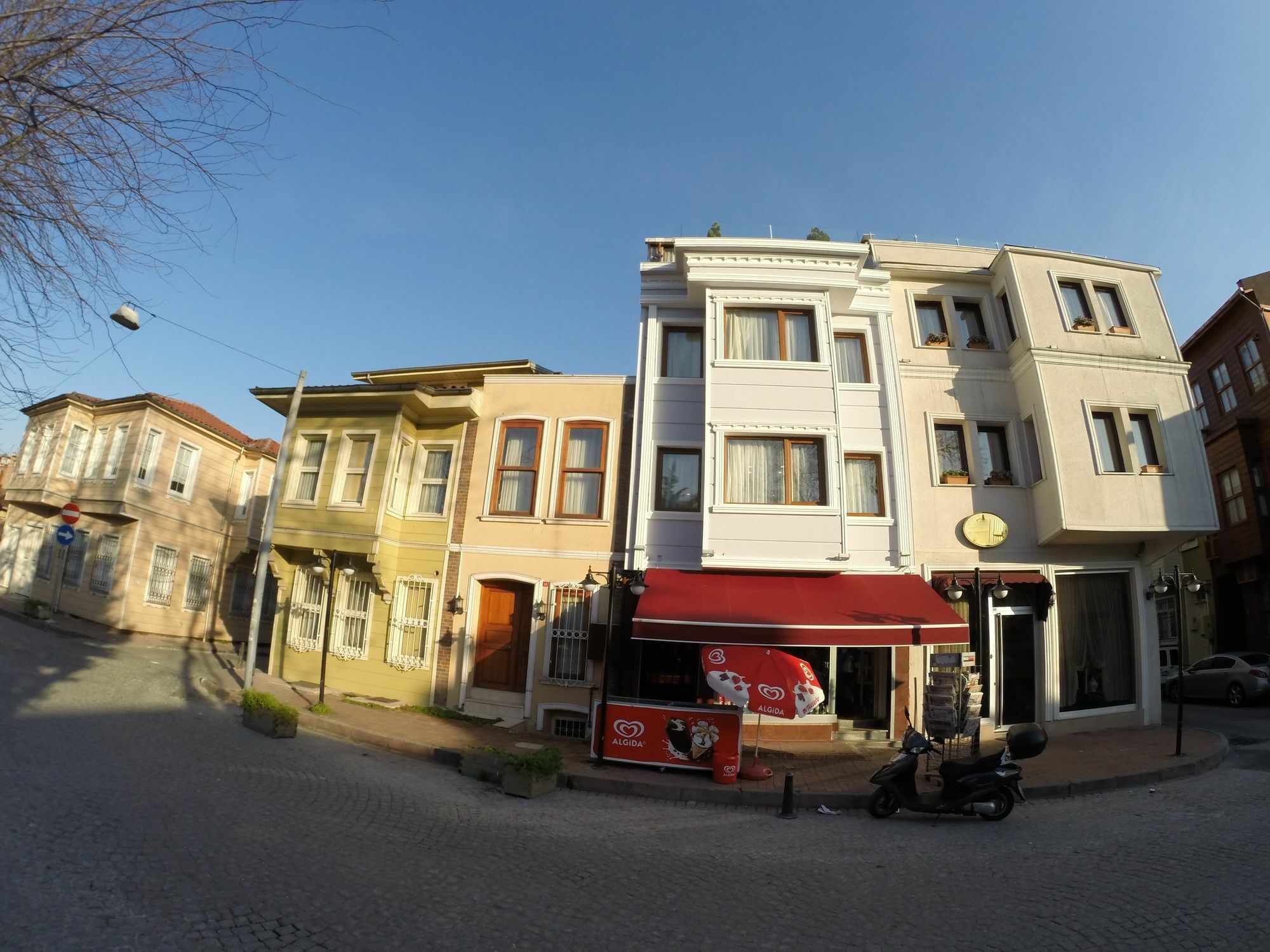 迈丹套房公寓式酒店 伊斯坦布尔 外观 照片